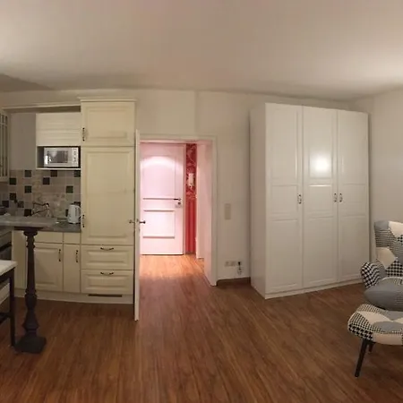 Ferienwohnung Alpennest Apartment *